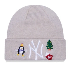Czapka zimowa niemowlęca NEW ERA NYY Infant Festive Cuff Knit Beanie 