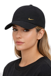 Czapka bejsbolówka NIKE Dri-FIT Club Młodzieżowa Metal Logo Czarna/Złota